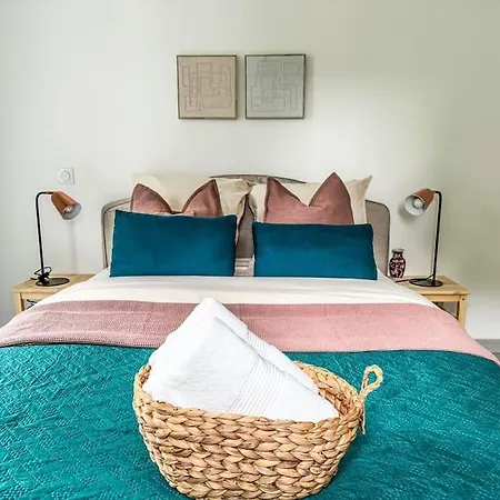 Le Celeste Apartment *